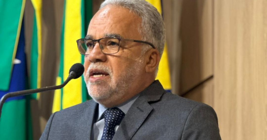 Vereador Artur do PT propõe monitoramento da qualidade da areia nas praias do Abaís e do Saco