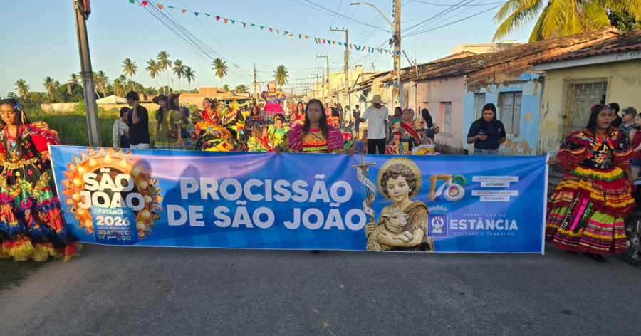 Fé e tradição marcaram a Procissão de São João em Estância