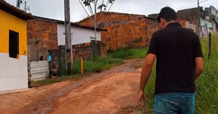 Vereador Henrique CDs solicita pavimentação da Rua Karla Thauana na Cidade Nova