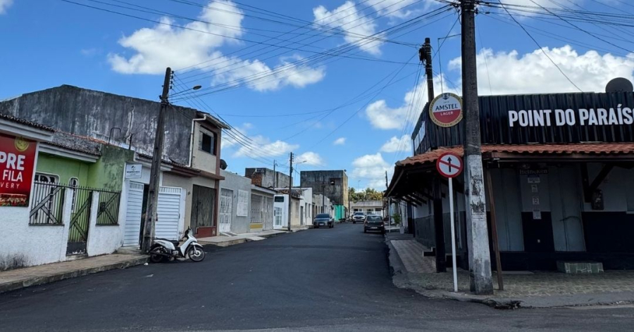 Indicação de Zé da Paz é atendida e Rua do Bar de Maluquinho recebe recapeamento asfáltico